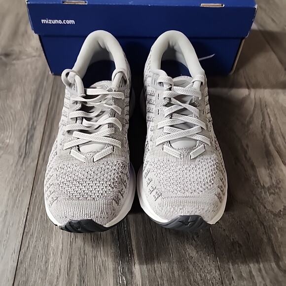 Mizuno Women s Wave Rider 24 Waveknit Running Shoe - Lunar Rock White 6 - Picture 6 of 10